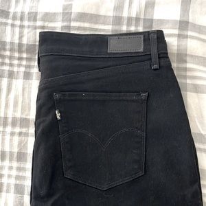 Levi’s Black High Waisted Jeans